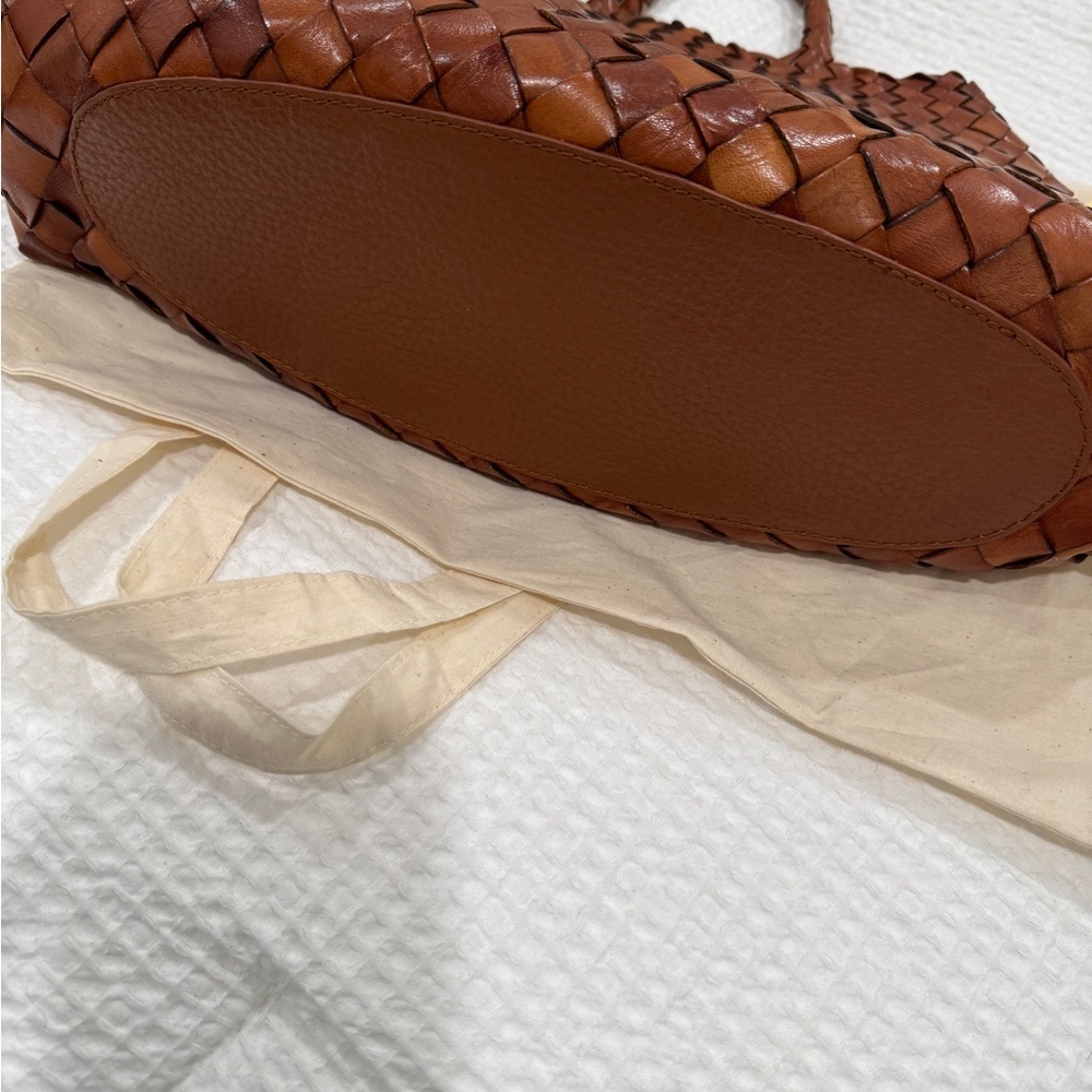 Dragon Diffusion Santa Croce Small Tan - Picture 6 of 6